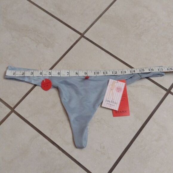 NWT Spanx Underwear bundle Four Thongs Gloss pink Ice blue Nude and Black L/XL - Picture 9 of 10
